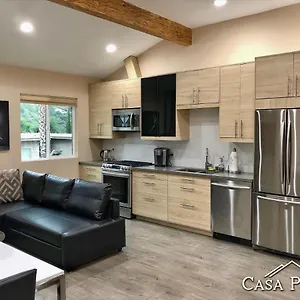  Holiday home New Contemporary In Hills